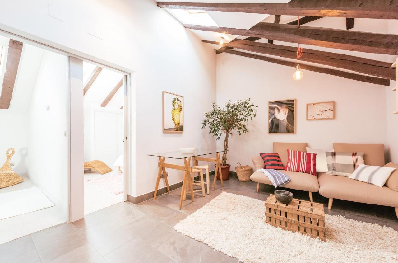 Bohemian 2Bedroom Attic In Lavapies Madrid Eksteriør bilde