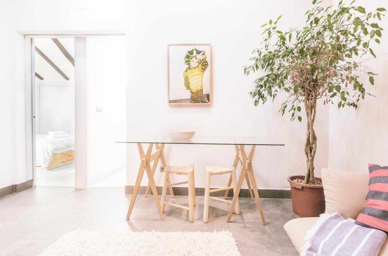 Bohemian 2Bedroom Attic In Lavapies Madrid Eksteriør bilde